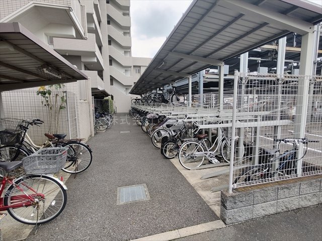 【駐輪場】の画像