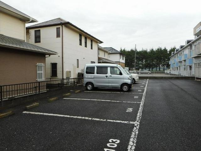 シャイン大塚の駐車場|駐車場