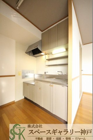 パラシオン有瀬のキッチン|※お部屋により仕様が異なる場合があります※