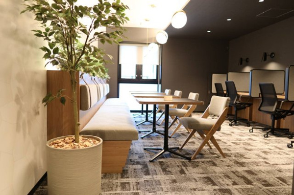 【その他共用部分】 | 【ワーク＆スタディルーム】在宅ワークや勉強に便利な共有部！