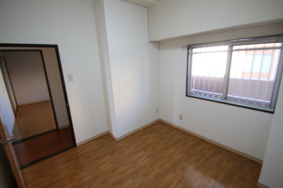 【寝室】 | ロビニエ豊成