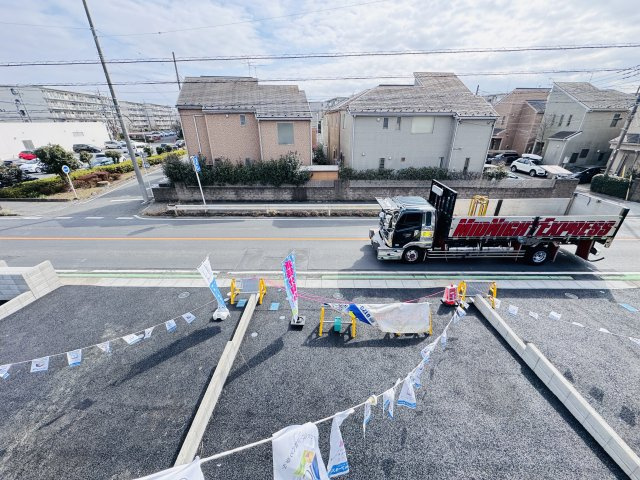 三郷市早稲田６丁目新築戸建【前間小学校：9分】の展望|バルコニーより道路側眺望