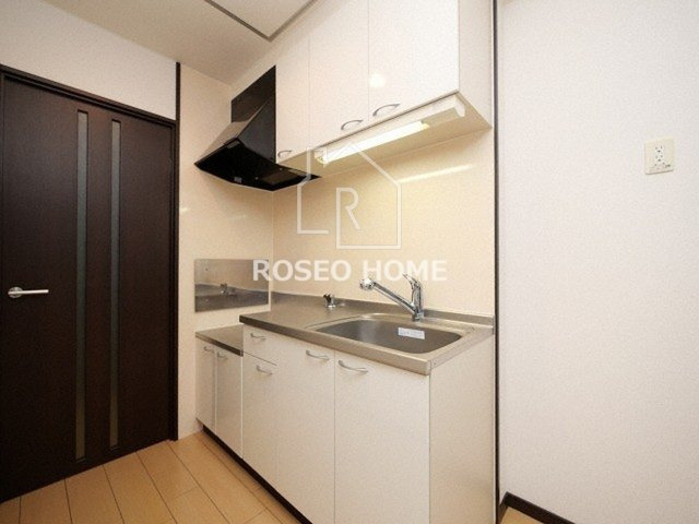 ジェルメのキッチン|同マンション別部屋：参考写真