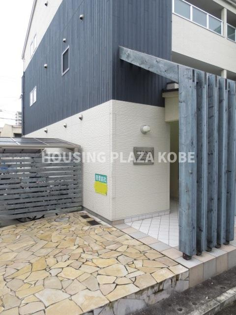 ヴィアノ大谷町のエントランス