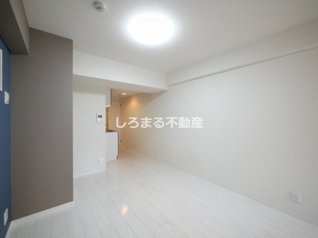 ドュ シンビオス桜川の居間・リビング