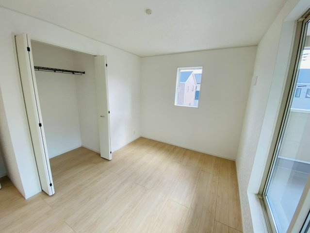 【5号棟】富里市七栄　第34　全７棟の洋室