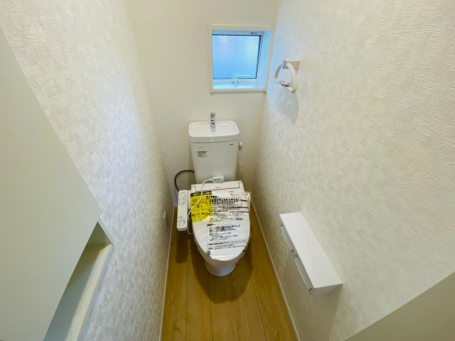 【5号棟】富里市七栄　第34　全７棟のトイレ