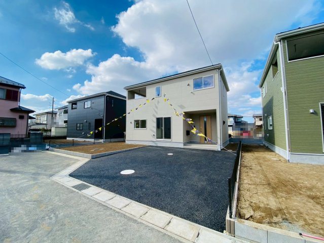 【5号棟】富里市七栄　第34　全７棟の前面道路含む現地写真