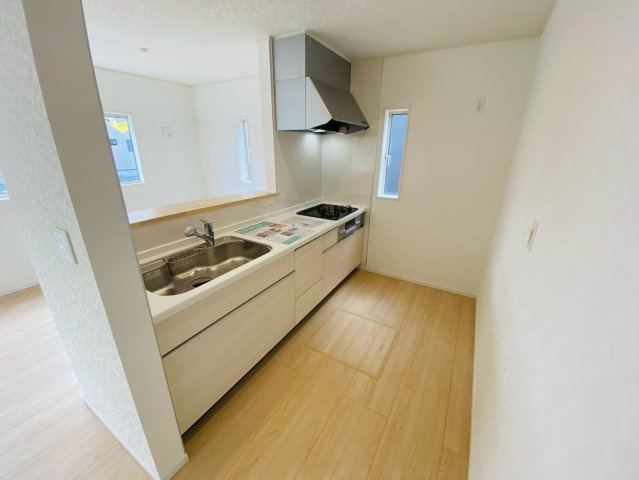 【5号棟】富里市七栄　第34　全７棟のキッチン