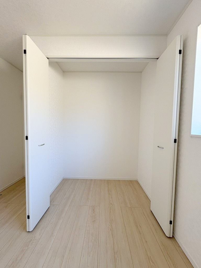三郷市早稲田6丁目　新築戸建　全4棟　3号棟の収納|衣類の収納に便利なクローゼット