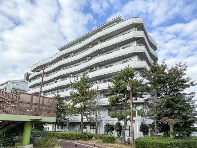 ヴィーヴル草加旭町の外観