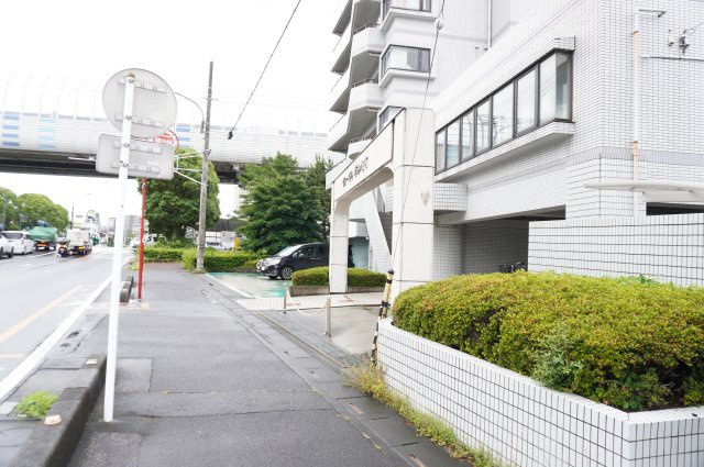 ヴィーヴル草加旭町の周辺
