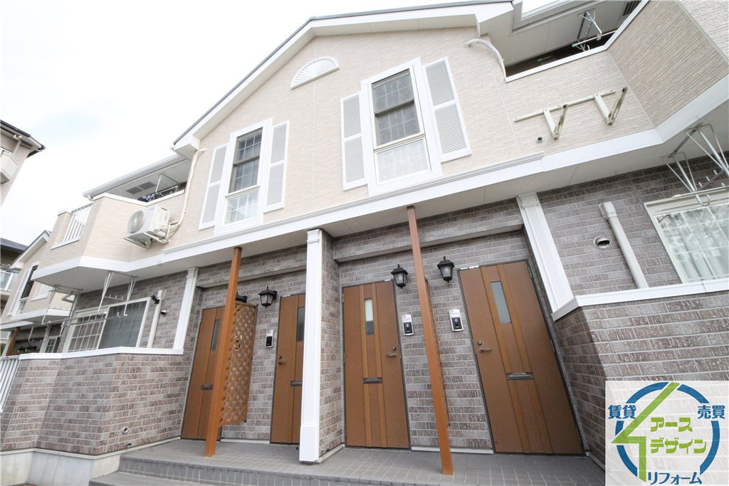 ハイツラフレシールの外観