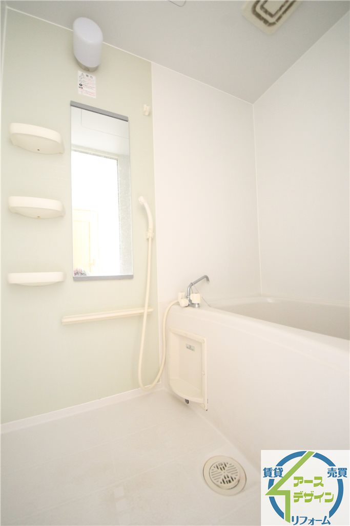 ハイツラフレシールの浴室