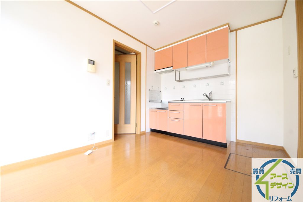 ハイツラフレシールの居間・リビング