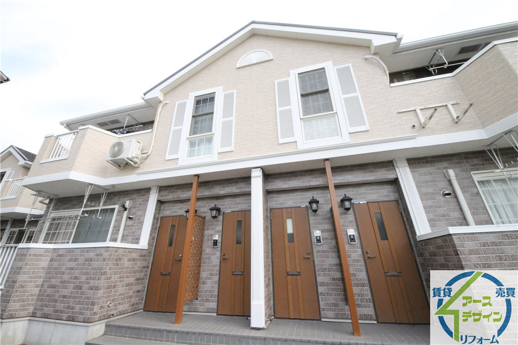 ハイツラフレシールの外観