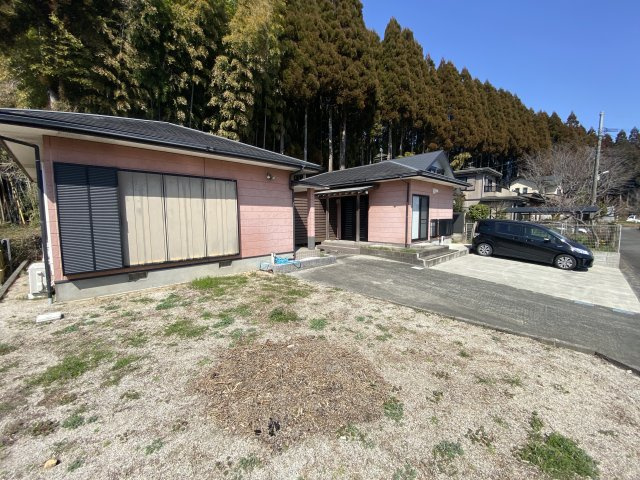 【庭】 | 山鹿市平山