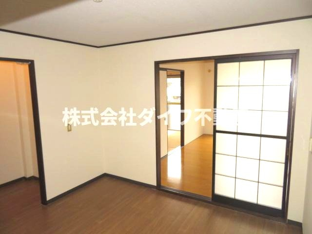 パークハウス竜美の居間・リビング|DK別角度（2023年撮影）