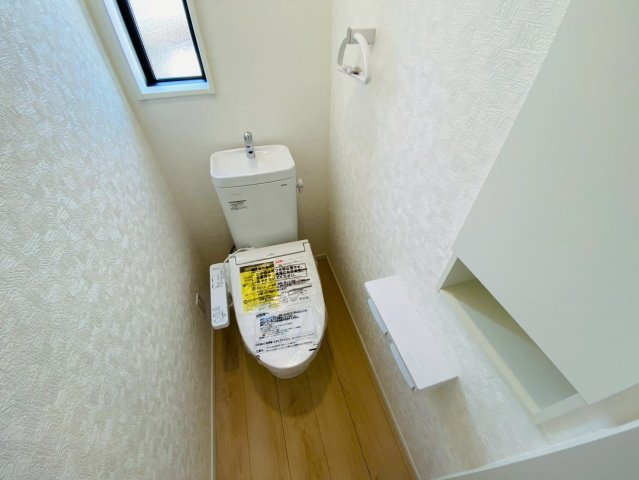 【4号棟】富里市七栄　第34　全７棟のトイレ