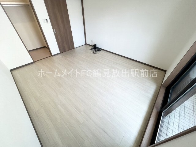 大阪市城東区永田２丁目のアパートの洋室