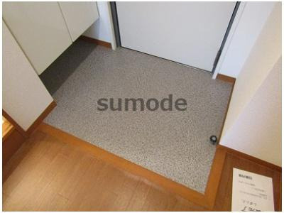 シャンピアコート茨木の玄関