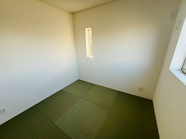 Ⅱ期の和室|〇１号棟　和室　4.5帖〇
急な来客やお泊りに来られた方へのお部屋としてもご使用いただけます。
2026年2月撮影