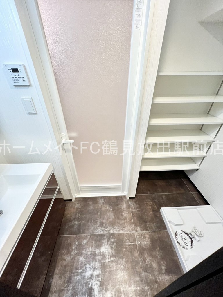 大阪市城東区今福南３丁目の賃貸マンションの洗面所