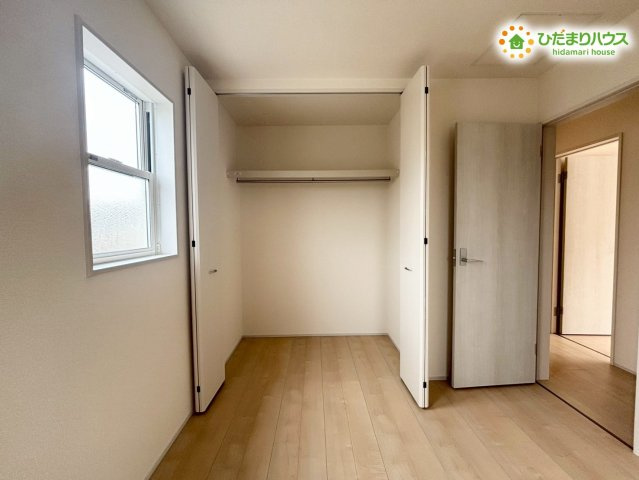 深谷市上柴町東　第3　新築一戸建て　リーブルガーデン　01の収納