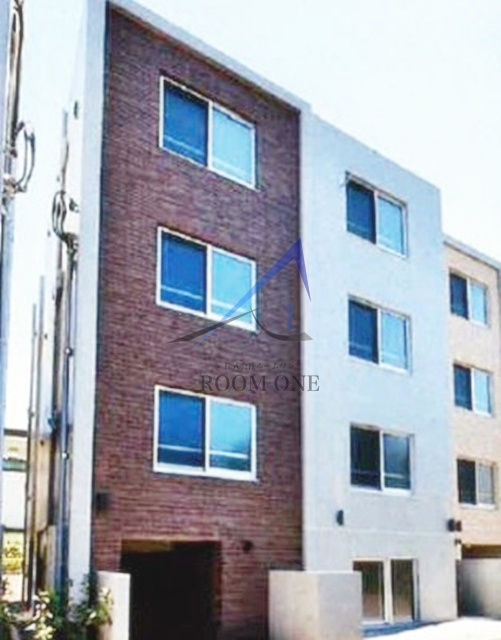 エンシス　ウエノサクラギ