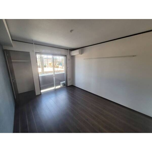 グリーンプレイス矢吹の居間・リビング