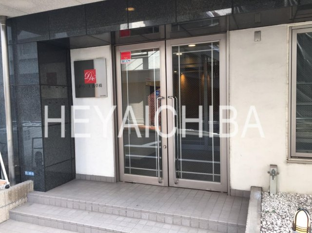 ドゥーエ浅草橋のエントランス