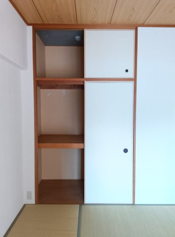 メゾンドール堺の収納
