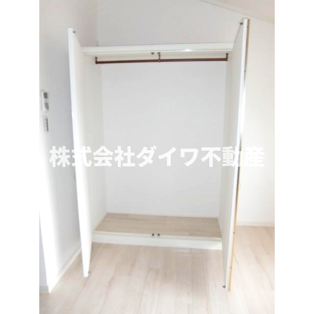 グランデュール柱の収納