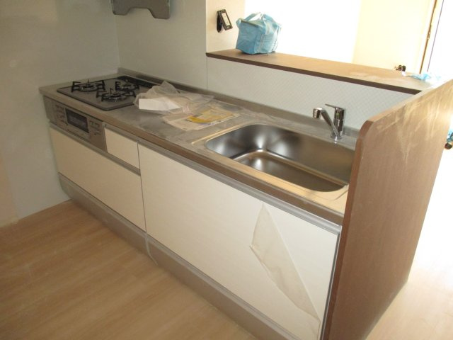 アルバ フォレスタのキッチン