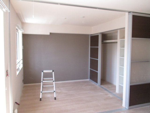 アルバ フォレスタの寝室