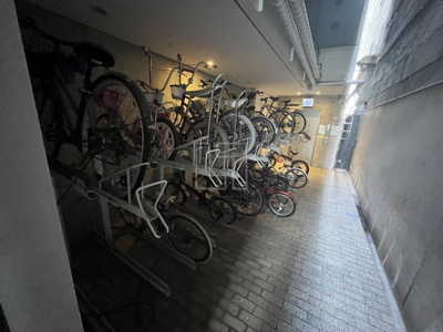 【その他共用部分】 | アーバンフラッツ湊町 | LaDouceur湊町（ラドゥセール湊町）　駐輪場