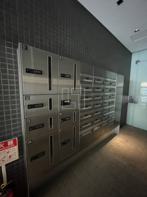 【その他共用部分】 | アーバンフラッツ湊町 | LaDouceur湊町（ラドゥセール湊町）　宅配ボックス