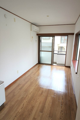 【居間・リビング】 | サンコート岡野 | 他号室参考写真