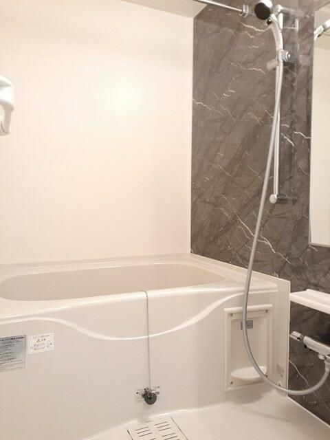 ブルーノの浴室