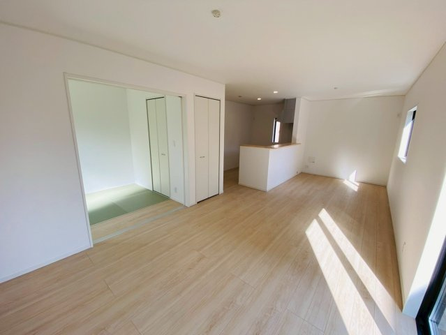 【3号棟】富里市七栄　第34　全７棟の居間・リビング