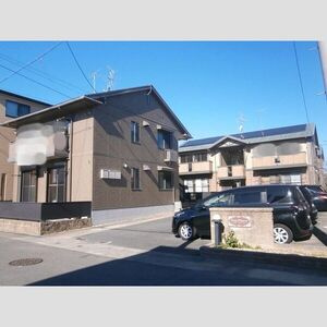 サン　フローラ　B棟