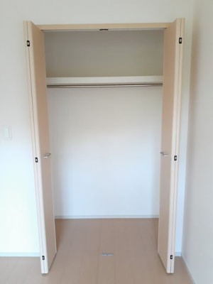 【収納】 | エレガンス・イリーデⅡ | 大きなものも収納できそうです