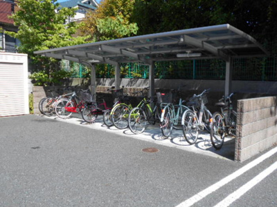 【その他共用部分】 | リビングタウン南花島 Ｂ | 駐輪場