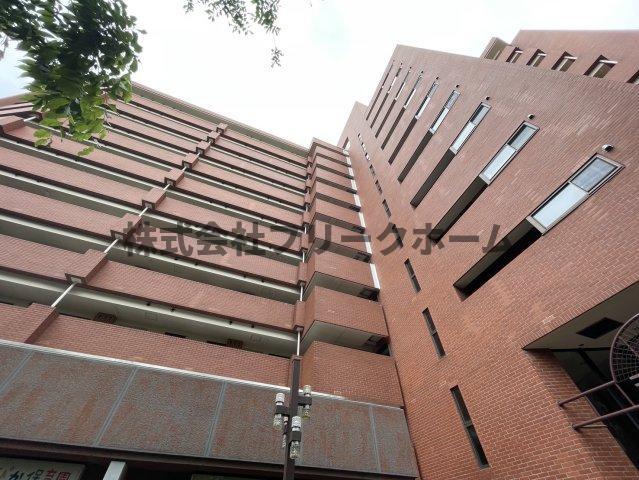 三鷹市上連雀１丁目の賃貸マンションの外観