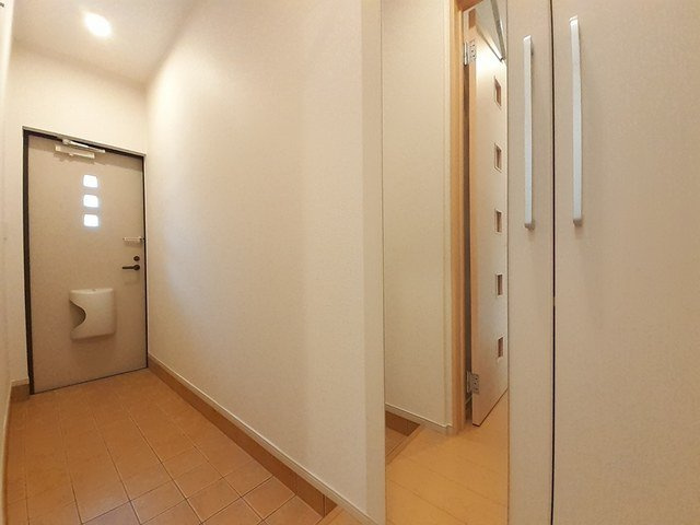 ラ・プランド－ルの玄関