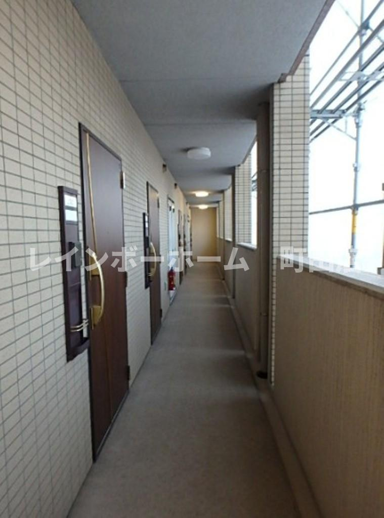 シャンゼリゼ高根※初期費用分割後払いサービス利用可能物件のロビー