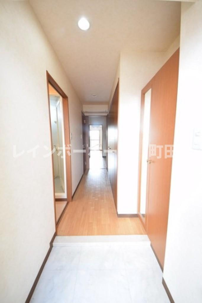 シャンゼリゼ高根※初期費用分割後払いサービス利用可能物件の玄関