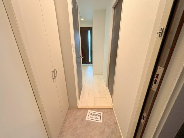 スプランディッド新大阪DUEの玄関