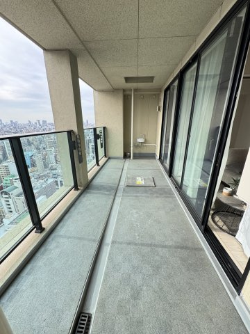 大江戸タワーレジデンス　２５Fのバルコニー