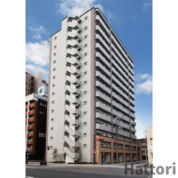 スプランディッド難波の外観